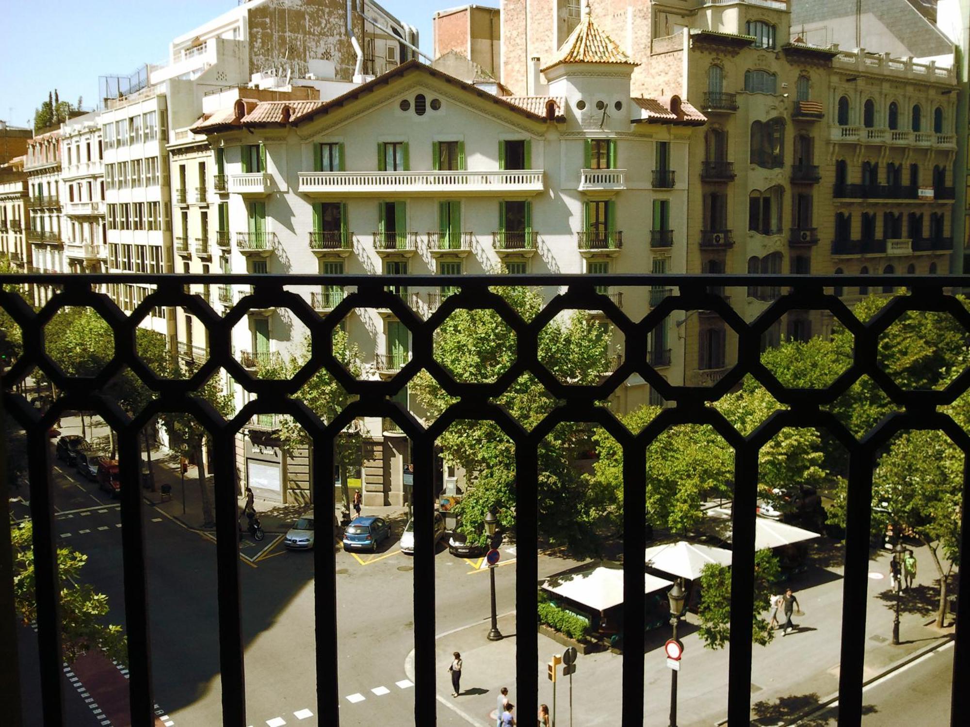 Gaudi Apartment 9 — Fotos 1